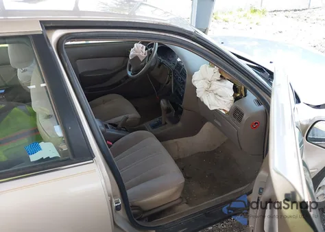 1996 Toyota Camry Dx/Le/Xle из США, поврежденный, VIN 4T1BG12K3TU825628